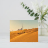 Wüsten | Dubais Skyline-Ansicht mit Kameln Postkarte (Stehend Vorderseite)