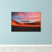 Wüsten | Mann und Kamele in den Sanddünen Leinwanddruck (Insitu (Holzboden))