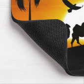 WüstenCamels bei Sonnenuntergang Mousepad (Ecke)
