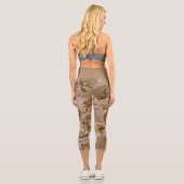 Wüstenkampfarena mit Kies, Militär, Armee Capri Leggings (Rückseite)