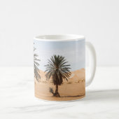 Wüstenoase: Sahara Palms Landschaft. Kaffeetasse (VorderseiteRechts)