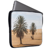 Wüstenoase: Sahara Palms Landschaft. Laptopschutzhülle (Vorne Rechts)