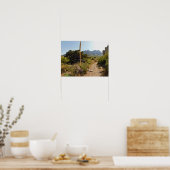 Wüstenweg mit Yucca und Bergen Poster (Küche)