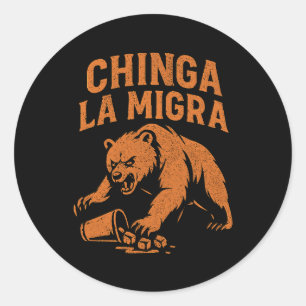 Wütender Bärenprotest – Chinga La Migra mutiges Gr Runder Aufkleber