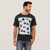Wütender Hai, Vintages Doodle-Muster. T-Shirt (Vorne ganz)