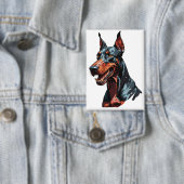 Wütendes Dobermann-Portrait Aggressiver Hund Gesch Button (Insitu)