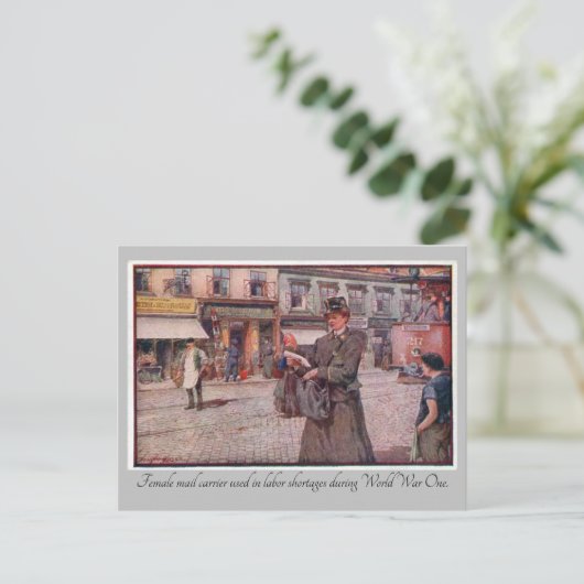 "WW1 Weibliche Postbeförderer" Postkarte (Stehend Vorderseite)