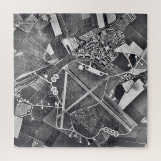 WW2 Airbase Jigsaw , Herausforderung Puzzle (Vertikal)