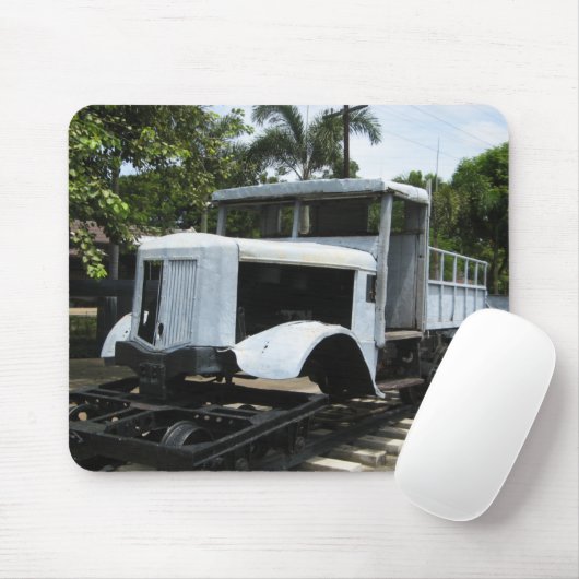 WW2 Militärzug an der Kwai-Brücke Mousepad (Mit Mouse)