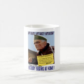 WW2 Stier Halsey Plakat Kaffeetasse (Mittel)