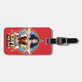 WW84 | Rett The Day Wonder Woman Retro Comic Art Gepäckanhänger (Vorderseite horizontal)