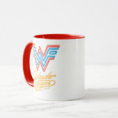 WW84 | Wonder Woman Neon Light Logo Tasse (Vorderseite Links)