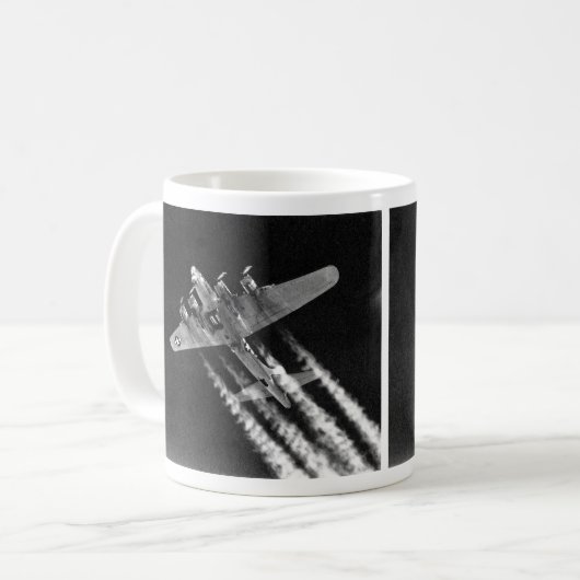WWII B-17 im Flug Kaffeetasse (Vorderseite Links)