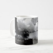 WWII Bombe gelaufen in Rabual Kaffeetasse (Vorderseite Links)
