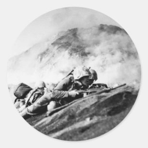 WWII-Marines auf dem Strand von Iwo Jima Runder Aufkleber