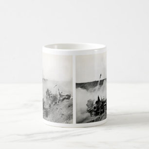 WWII US Marine-LKW brachte Raketen, Iwojima an Kaffeetasse