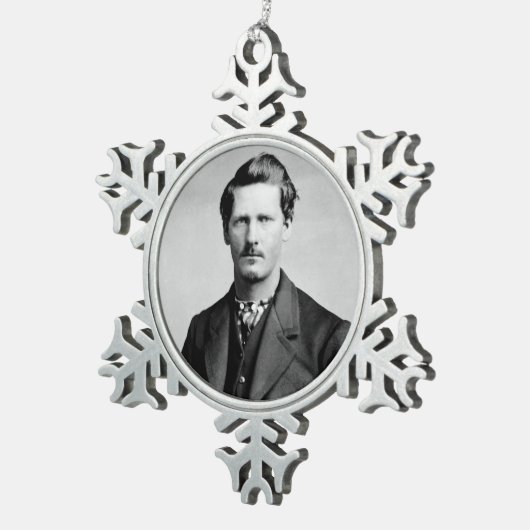 Wyatt Earp: Lawman, Gunfighter, Saloon Keeper Schneeflocken Zinn-Ornament (Rechts)