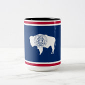 Wyoming-Flagge Zweifarbige Tasse (Mittel)