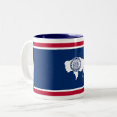 Wyoming State Flag Zweifarbige Tasse (Vorderseite Links)