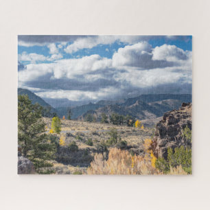 Wyomoming Bergszene in der Nähe des Yellowstone Pa Puzzle