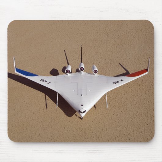 X-48B Blended Wing Body Unbemanntes Luftfahrzeug 3 Mousepad (Vorne)