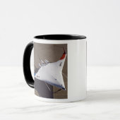 X-48B Blended Wing Body Unbemanntes Luftfahrzeug Tasse (Vorderseite Links)