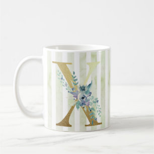 x, goldfarbene Anfangsfarbe mit blauen und weißen Kaffeetasse