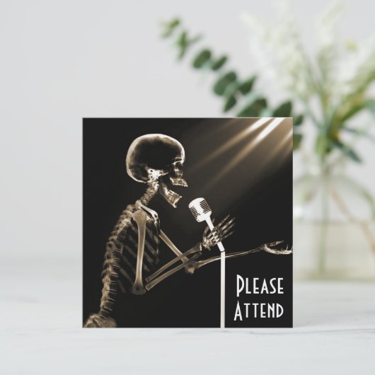 X-RAY SKELETON SINGING AUF RETRO MIC - SEPIA EINLADUNG (Stehend Vorderseite)