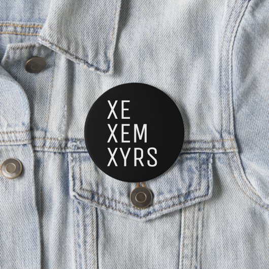 Xe Xem Xyrs Pronoun Button (Beispiel)