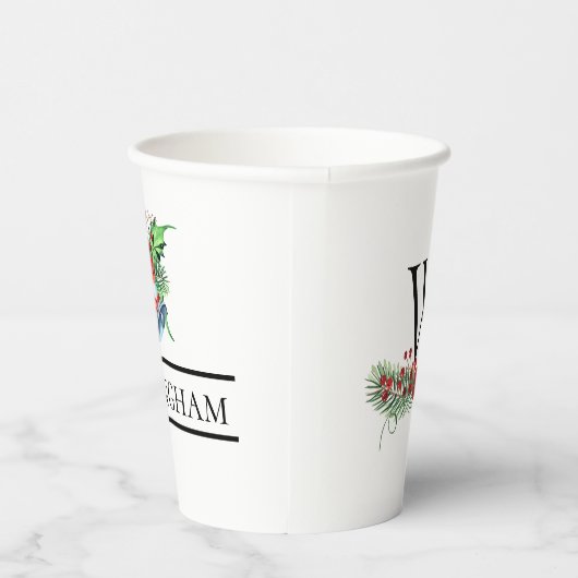 Xmas Bells Red Berries Evergreen Name Initial Pappbecher (Rechts)