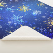 XMAS Blue Background mit goldenen Schneeflocken Sherpadecke (3/4)