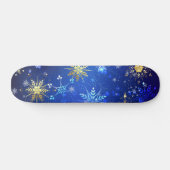 XMAS Blue Background mit goldenen Schneeflocken Skateboard (Horizontal)