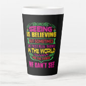 Xmas Gift Seeing Is Believing Milchtasse (Vorderseite)