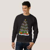 Xmas Holiday Santa Schnauzer Dog Christmas Tree Sweatshirt (Vorne ganz)
