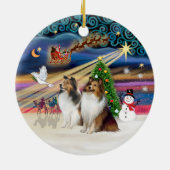 Xmas Magic - Shelties (ZWEI Einmalweiß) Keramik Ornament (Hinten)