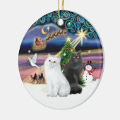 Xmas Magic - Zwei persische Katzen (weiß + schwarz Keramik Ornament (Links)