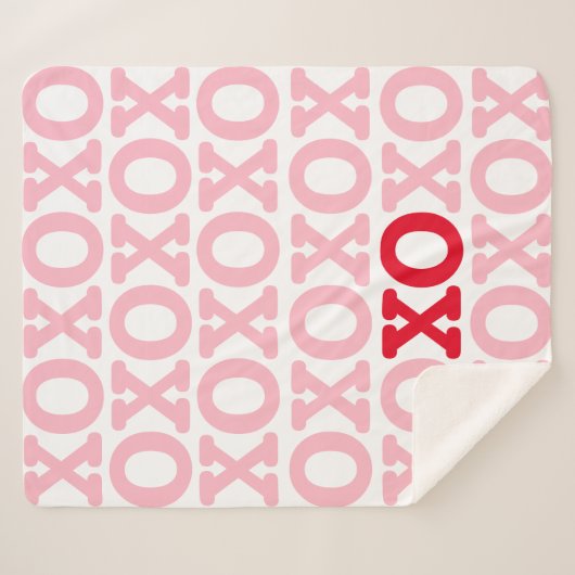 XO Valentine Hugs Kisses Pattern Pink Red Sherpadecke (Vorderseite (Horizontal))