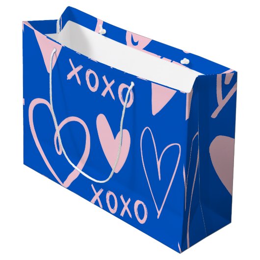 XOXO-Herzen Große Geschenktasche Geschenktüte (Vorderseite Schrägansicht)