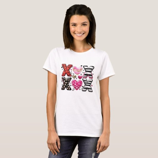 XOXO hört trendy Liebe & Hugs Design T-Shirt (Vorne ganz)
