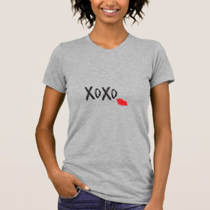 XoXo-Hugs-Kisses-with-Red-Lips Grau T-Shirt