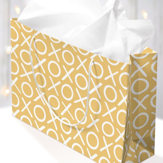 XOXO Hugs & Kisses Yellow Birthday Brush Script Große Geschenktüte