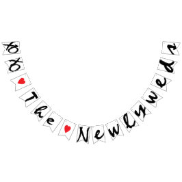 XOXO "LIEBE" die JUNGVERMÄHLTEN, die Zeichen-Dekor Wimpelkette