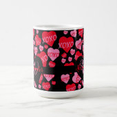 XOXO Monogramm Herz rosa rotes Muster Schwarz Kaffeetasse (Mittel)
