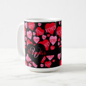 XOXO Monogramm Herz rosa rotes Muster Schwarz Kaffeetasse (Vorderseite Links)