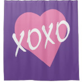 XOXO Pink Heart Hugs Kisses Lila Duschvorhang (Vorderseite)
