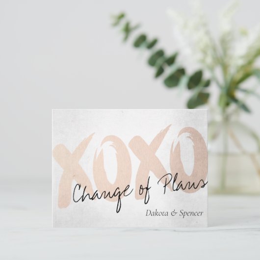 XOXO Rose Gold | Pinselstrich Hochzeit verschoben Postkarte (Stehend Vorderseite)