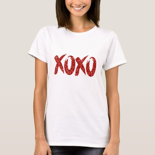 XOXO Roter Glitzer | Glam Brushstroke Hug and Kiss T-Shirt (Vorderseite)