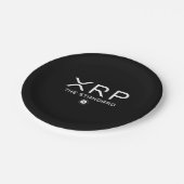 XRP Der Standard-Zitat Crypto Meme Cryptowährung Pappteller (Schrägansicht)
