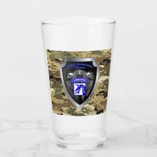 XVIII Im Flugzeug Korps Glas