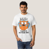 YA GOTTA SEIN MICH GEKÜHLT! Funny Cartoon Mustache T-Shirt (Vorne ganz)